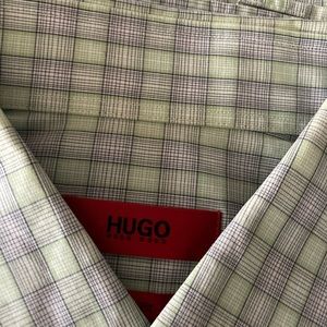 HUGO BOSS  sharp fit men shirt.   NWOT